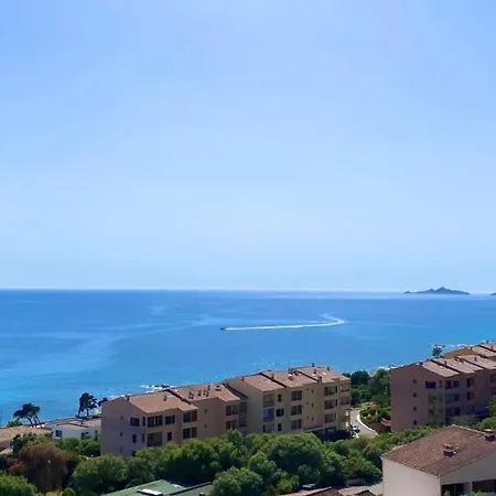 Vue Exceptionnelle !! Bien Calme Et Lumineux Sur La Prestigieuse Route Des Sanguinaires à